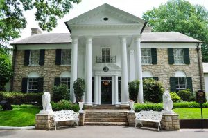 Visiting Graceland and Elvis Presley’s Memphis™ entertainment complex ...